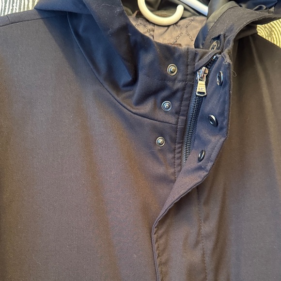 Men's Michael Kors Trench Jacket - Picture 4 of 6